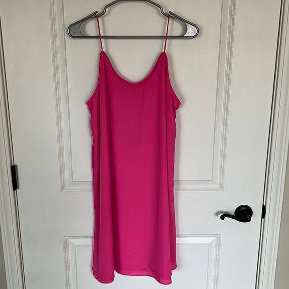 NWT Francesca’s Ayla Double Layer Shift Dress. - Picture 2 of 11